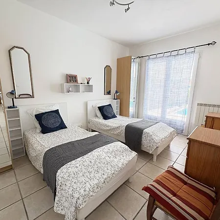 élégante Moderne à Deux Pas De La - Fr-1-831-7 *