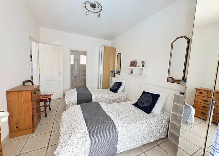 Elegante Moderne A Deux Pas De La - Fr-1-831-7 Villa